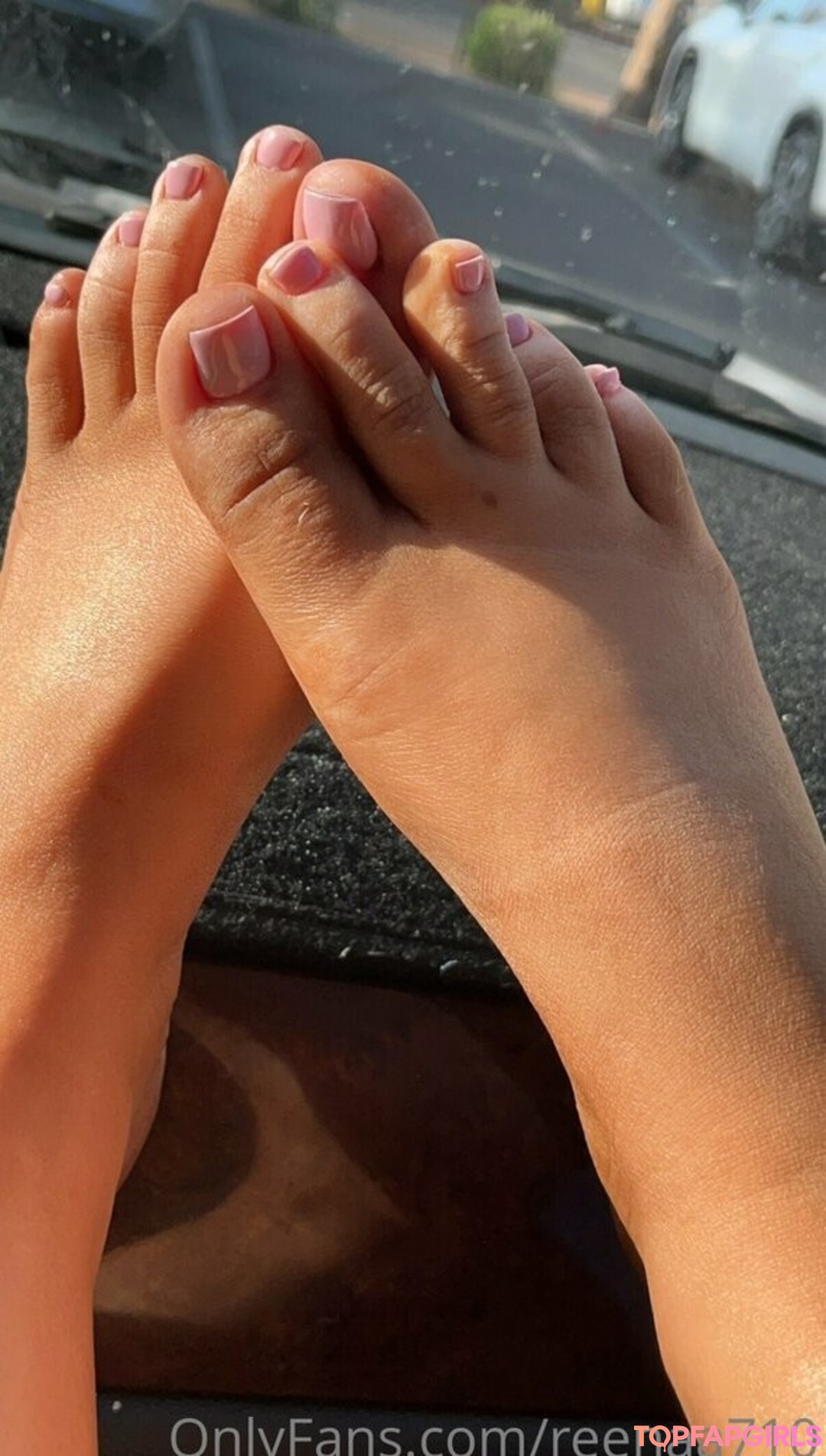 reenaa710 スター 裸 画像