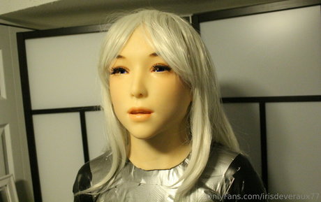 irisdeveraux77 ホットなスター 画像