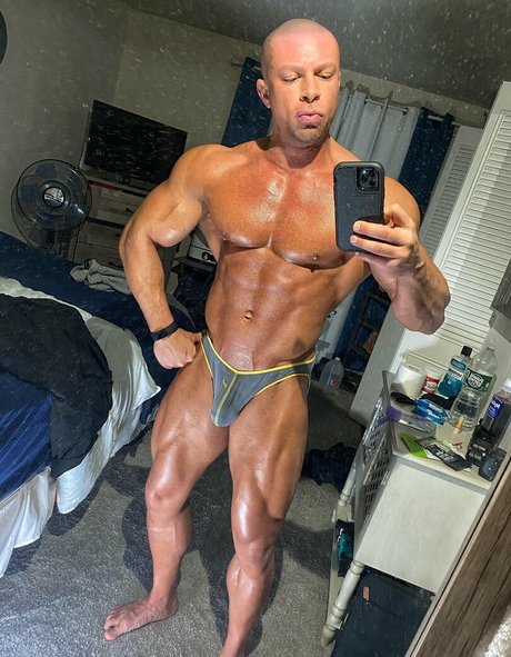 sean costin アダルトモデル 写真