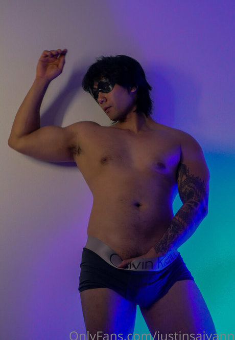 justinsaiyann 完璧なモデル 写真
