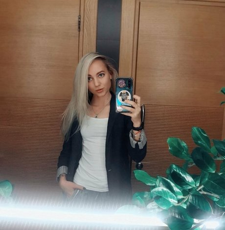 alinalovely HDポルノスター 画像