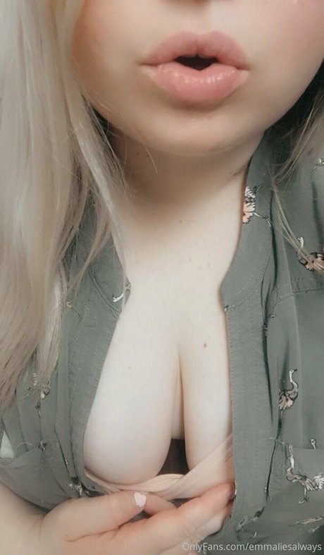 emmaliesalways ポルノスター 高品質 写真