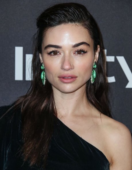 Crystal Reed スター ヌード アーカイブ