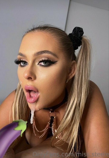 Jade Steele セクシーモデル 画像