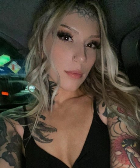 Pterodactylsftw ポルノスター ヌード 写真