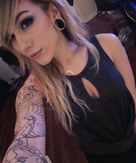 Pterodactylsftw アートポルノスター ギャラリー