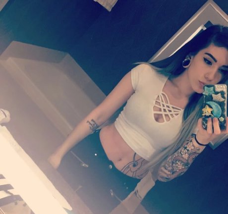 Pterodactylsftw アダルトスター 写真
