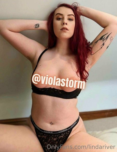 lindariver 裸の女優 写真