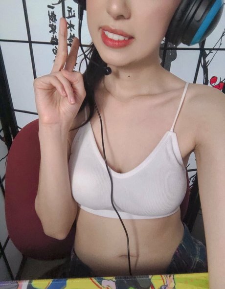 kitsune hana top profile image