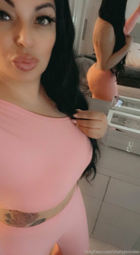 sluttyjennaxo エロティックなスター 写真