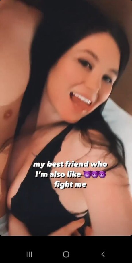 Selena USAF Babe アダルトモデル 画像