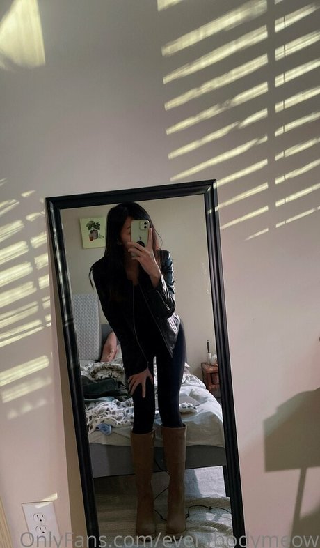 everybodymeow スター ヌード ギャラリー