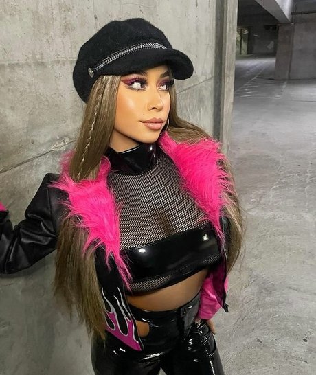 Thestarvasquez ポルノスター 写真