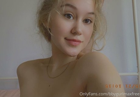 bbygurlmaxfree 独占スター 写真