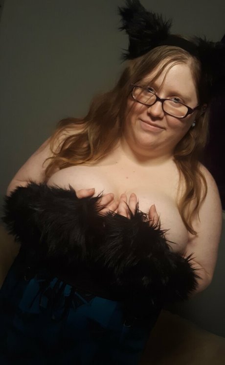 geekikittenvip HDモデル 写真