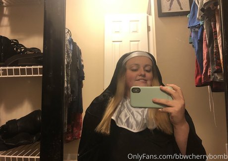 bbwcherrybomb 最高のスター 写真