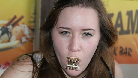 Maton Twins セックスモデル 写真