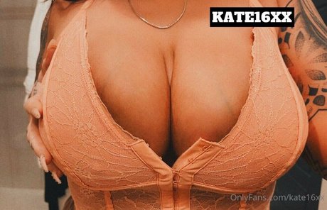 Kate16xx スター 裸 画像