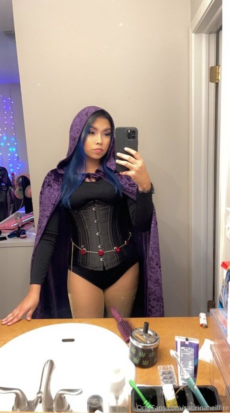 sabrinahellfire 独占ポルノスター 写真