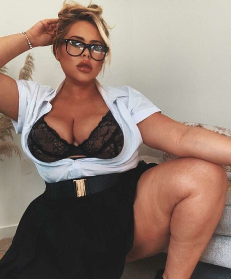 Susannah Elizabeth 美しいスター 写真