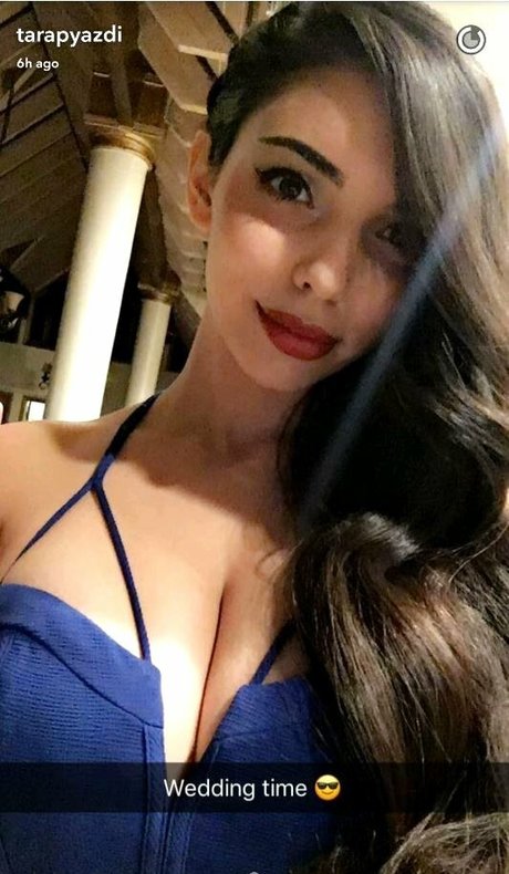 Tara Yazdi 美しい女優 写真