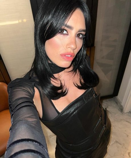 Lali Esposito HDスター 写真