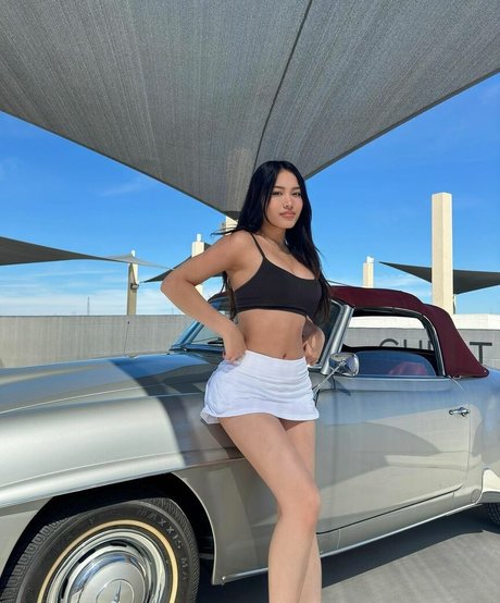 Kezia S セックス女優 画像