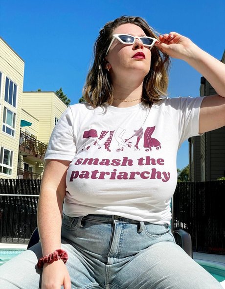 Tori Dunlap セックススター アーカイブ