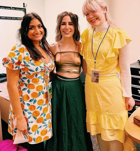 Dodie Clark トップポルノスター 写真