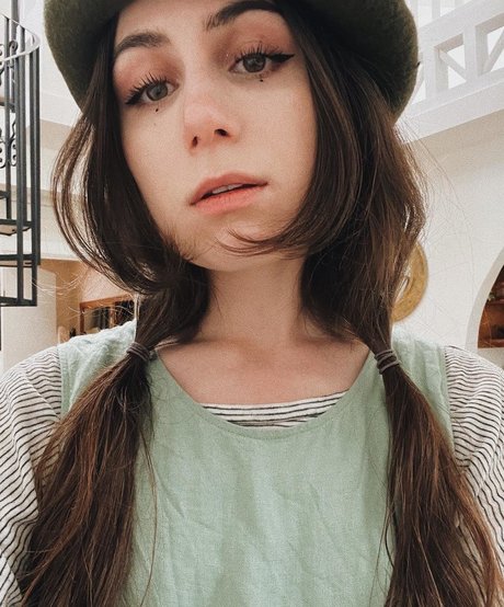 Dodie Clark ヌード女優 画像