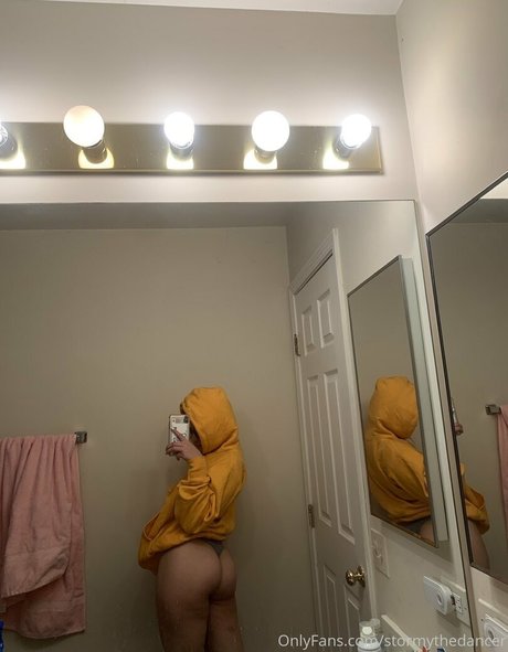 lexiiperezzz 限定モデル 写真