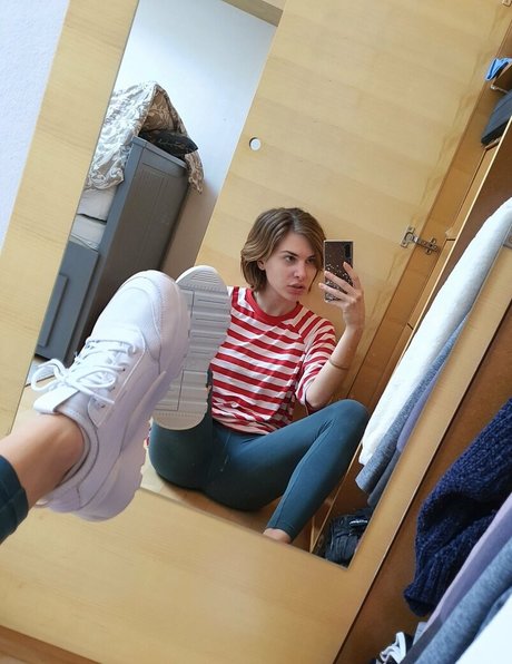 kikigoddess 完璧なモデル 写真