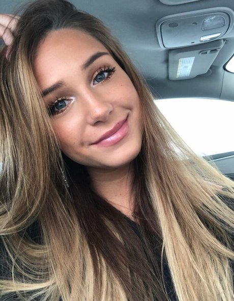 Cassandra Spano profile image