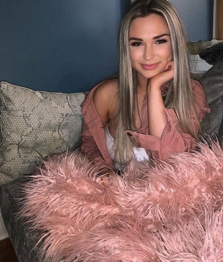 Cassandra Spano エロティックなスター 写真