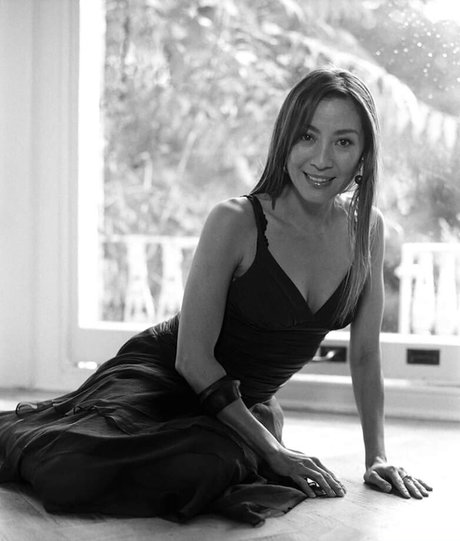 Michelle Yeoh かわいいモデル 写真