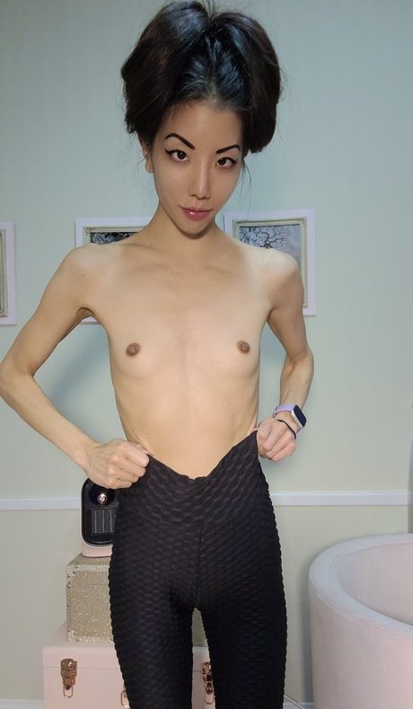 Snowybear ポルノスター セクシー 写真