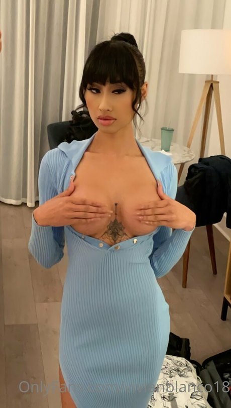 vivianblanco18 ポルノスター 写真