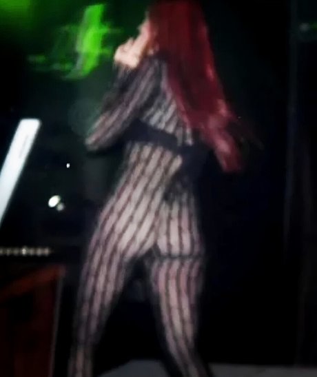 Floor Jansen エロティックモデル 写真