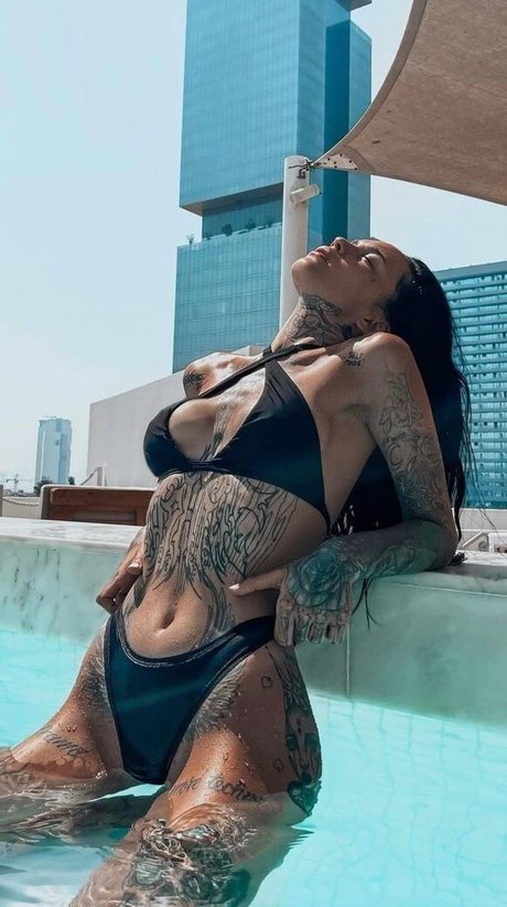 Stephanie Raszolkov トップスター 画像