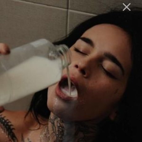 Stephanie Raszolkov 独占女優 写真
