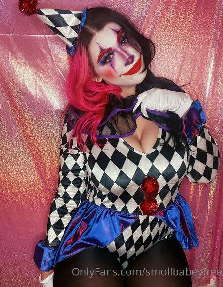 smollbabeyfree ポルノモデル 写真