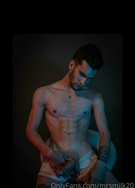 mrsmilk20 ポルノスター 高品質 写真