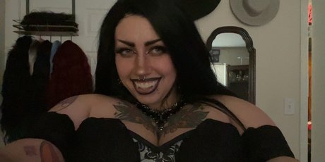 nymphofstyx 美しいモデル 写真