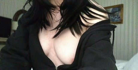 trash kitten ポルノスター xxx 写真