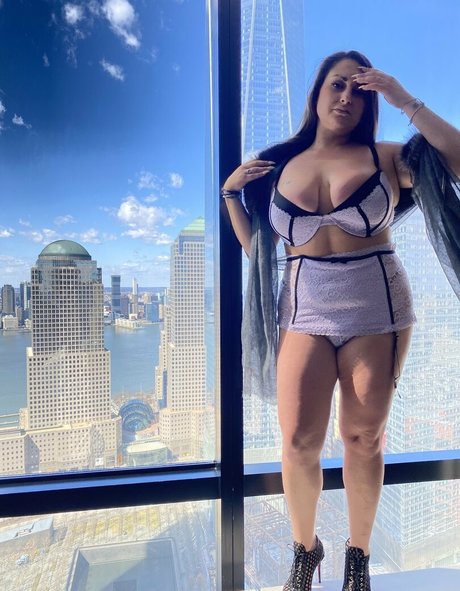 トリミングされたOnlyFans 無料裸 写真