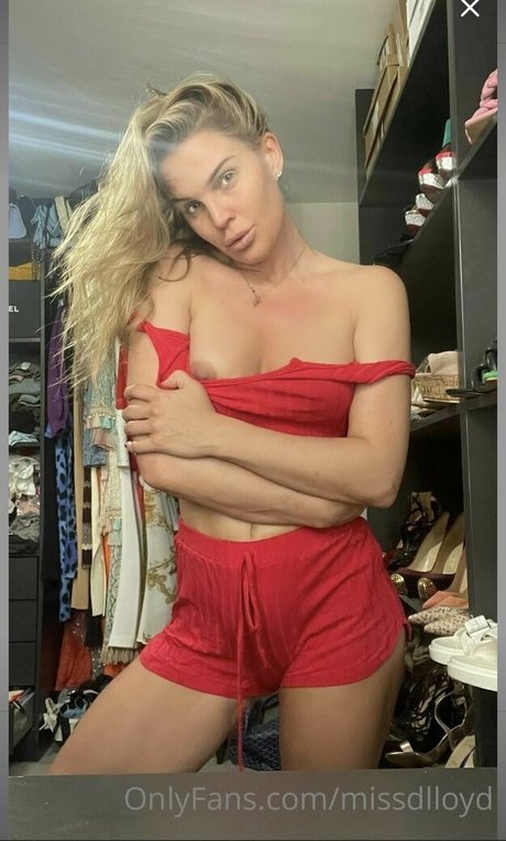 Danielle Lloyd 完璧な女優 画像