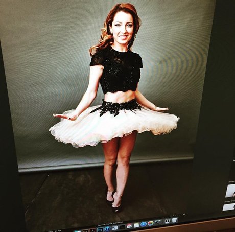 Vanessa Lengies スター ヌード アーカイブ