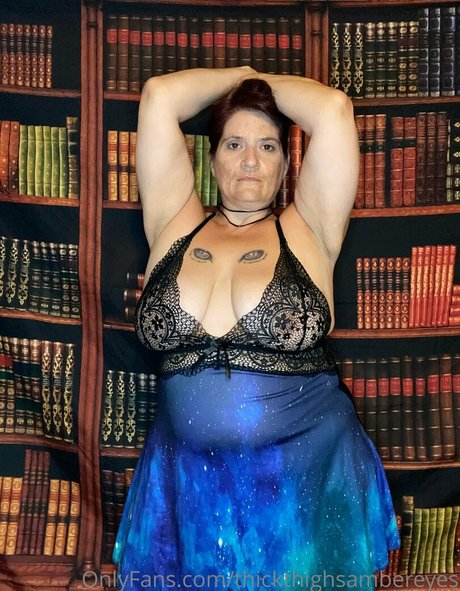小さいチンポのシーメールOnlyFans 限定 写真