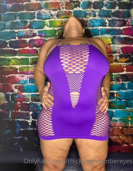 thickthighsambereyes ポルノ女優 画像