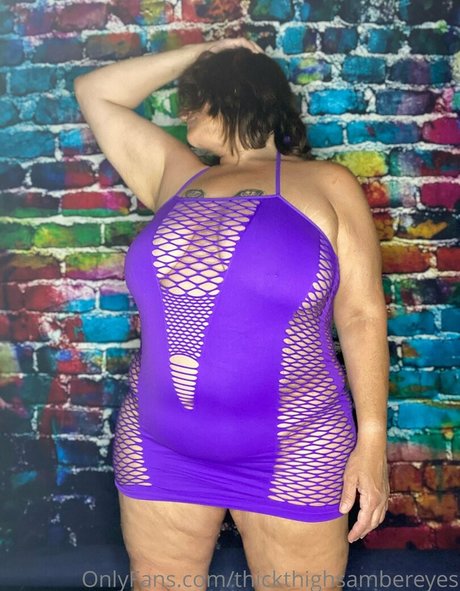 thickthighsambereyes ポルノスター 無料 写真